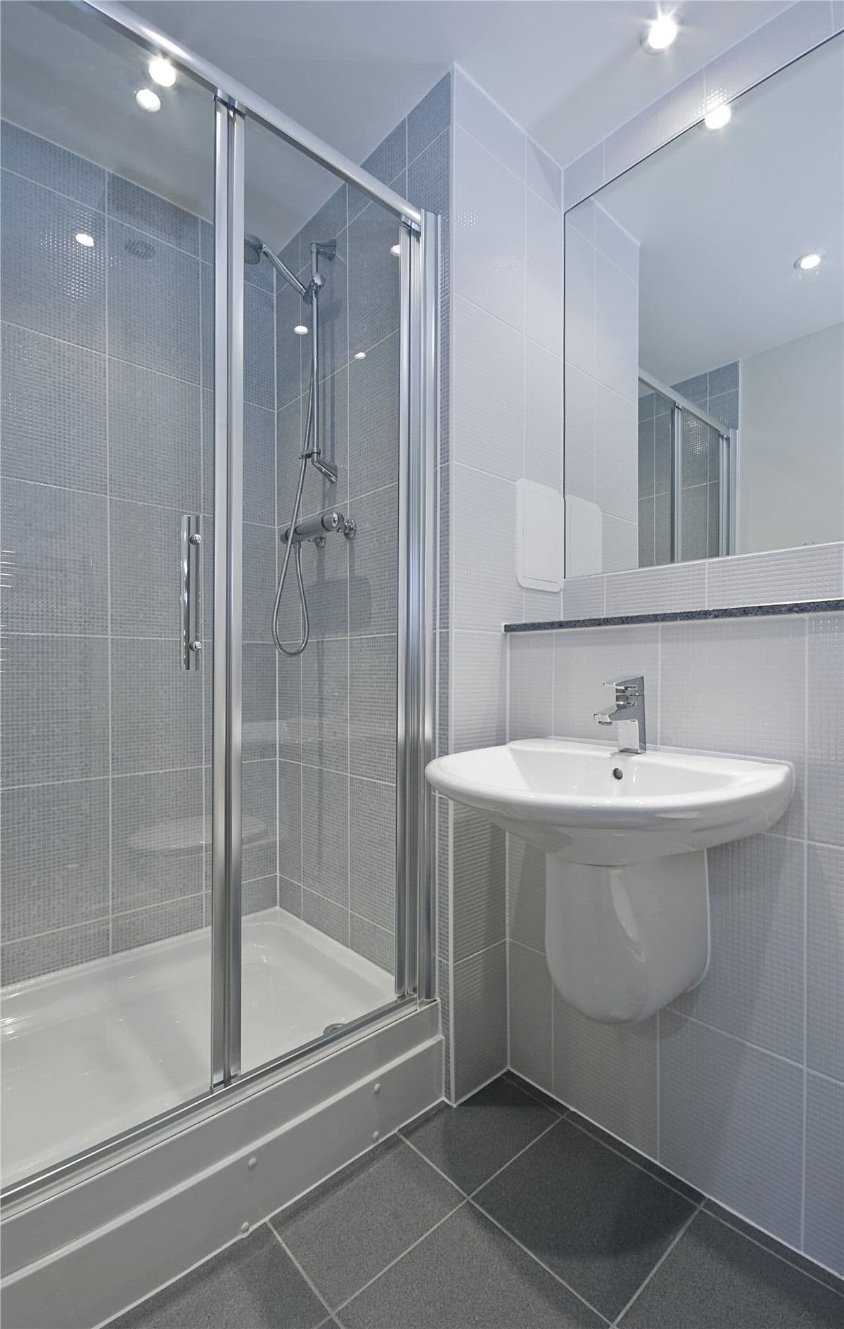 How To Clean Chrome Bathroom Fixtures