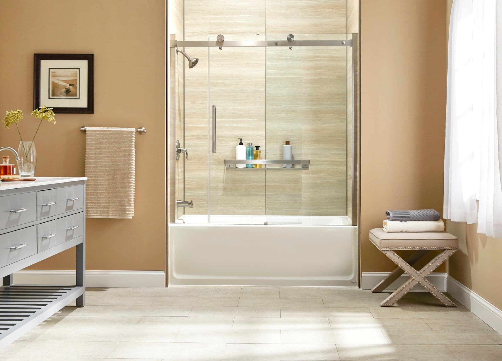 Shower with tub and doors